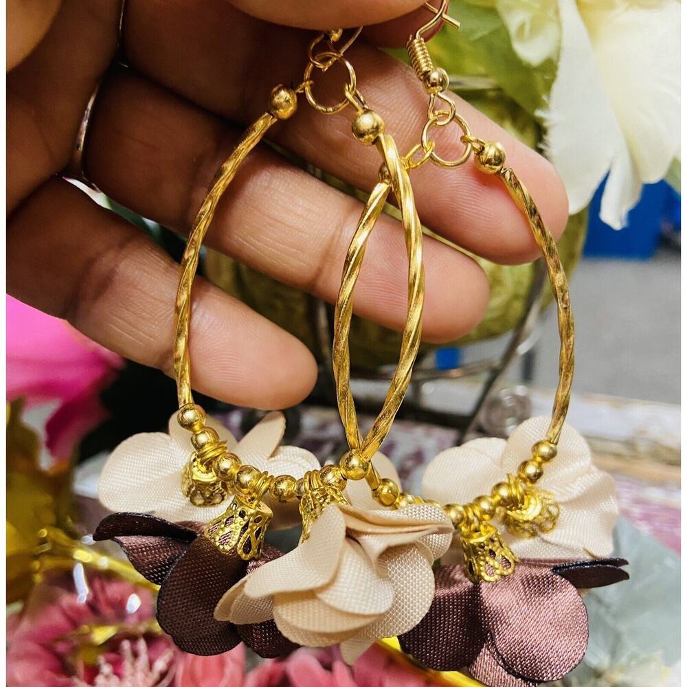 ARTISANAL 14k Gold Filled 3.5" OVAL Floral Shape Crystal Handmade Wire Earrings